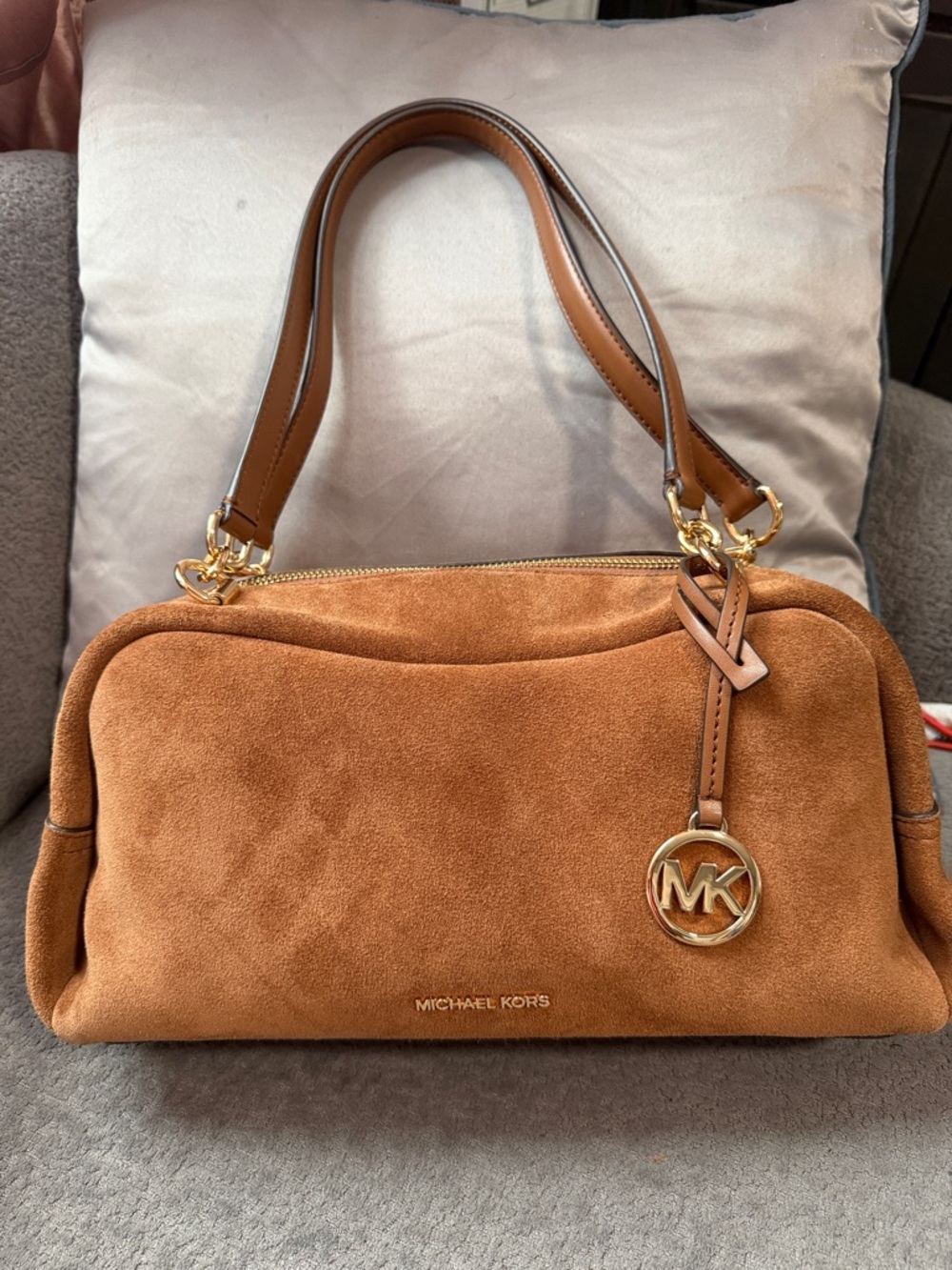 Michael Kors cecily medium Suede Shoulder Bag in Chestnut